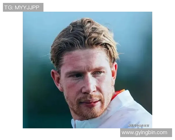 顶级足球明星的奢华生活揭秘与训练日常全记录